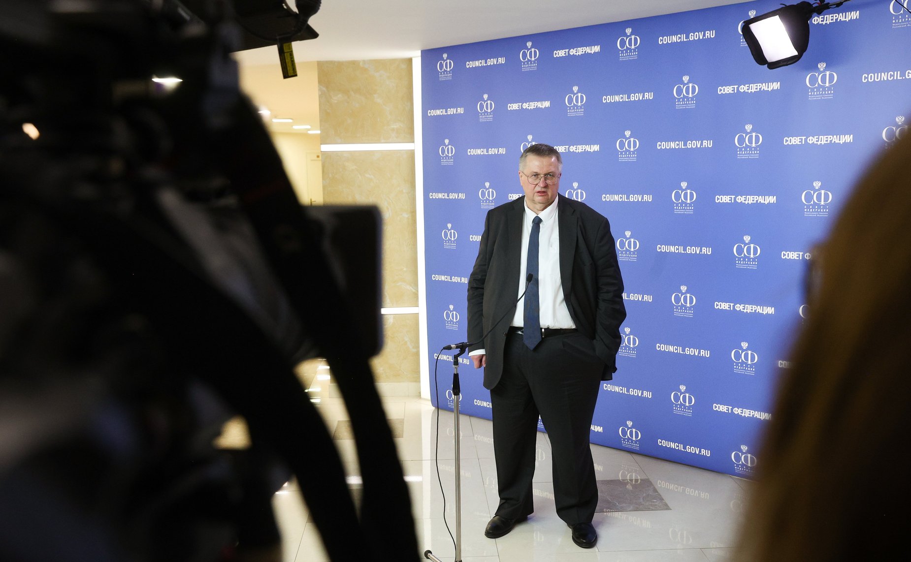 Пресс-подход заместителя Председателя Правительства Российской Федерации Алексея Оверчука