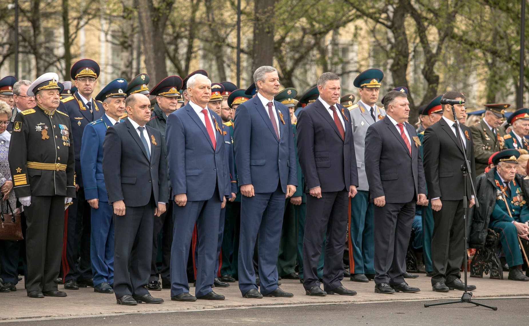 Николай Тихомиров принял участие в торжественном митинге, состоявшемся в городе Вологда у Мемориала «Вечный огонь Славы»
