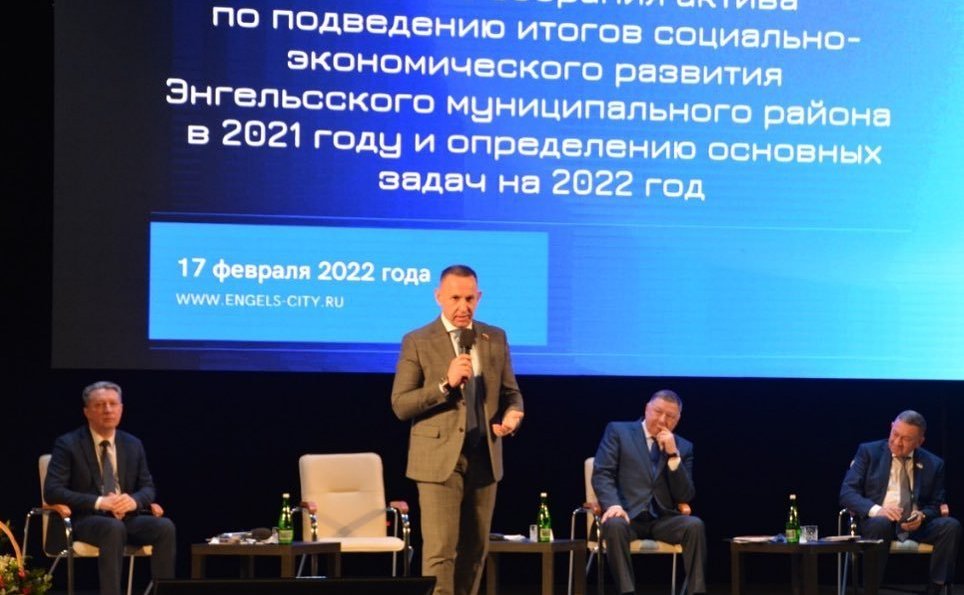 Олег Алексеев в ходе работы в регионе посетил Энгельсский и Краснокутский муниципальные районы