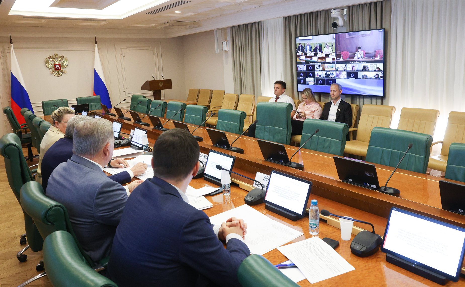 Совещание «О реализации постановлений Совета Федерации, принятых в рамках проведения Дней субъектов РФ в Совете Федерации с участием представителей федеральных органов исполнительной власти»