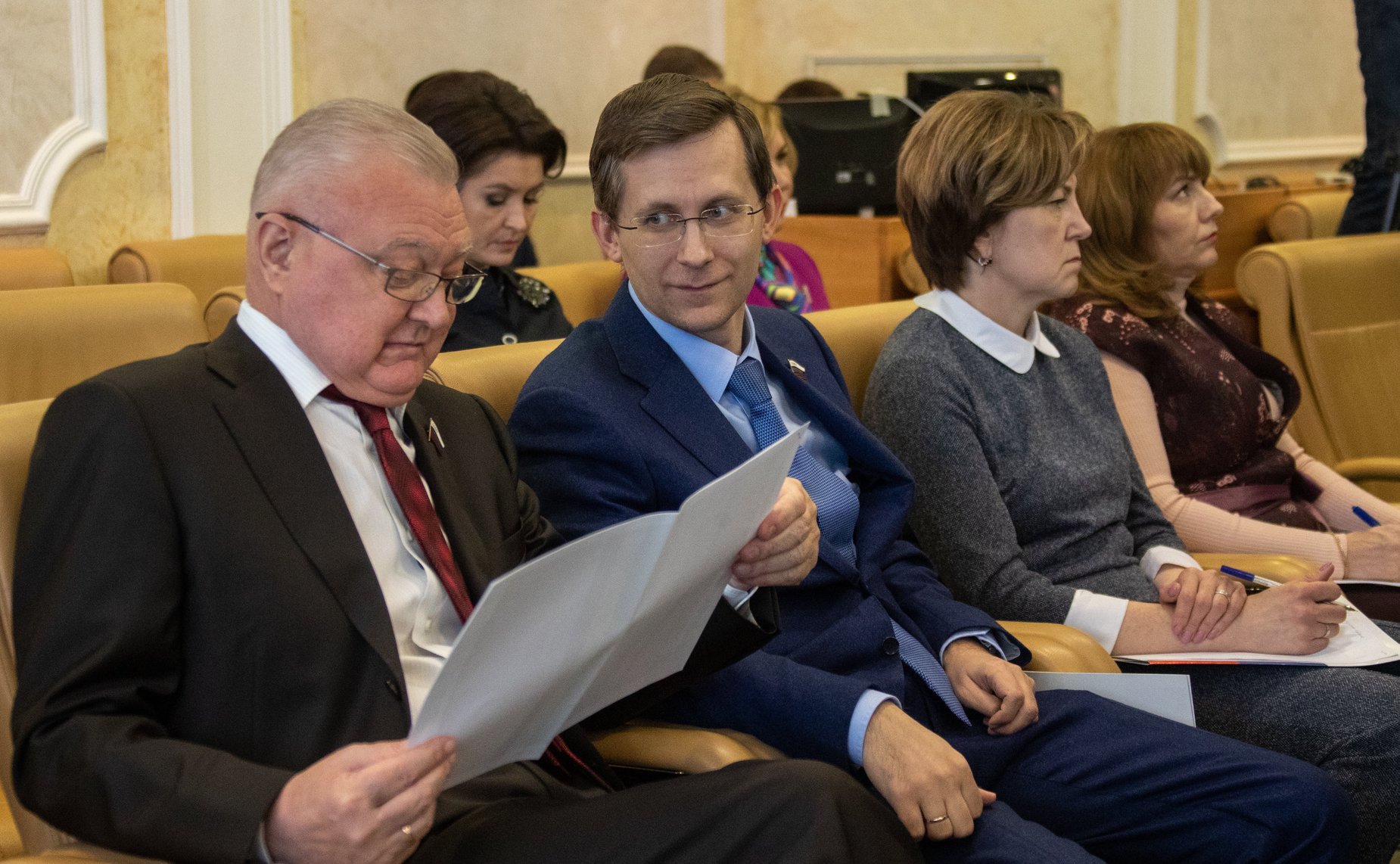 Открытый диалог с участием Министра строительства и жилищно-коммунального хозяйства РФ В. Якушева