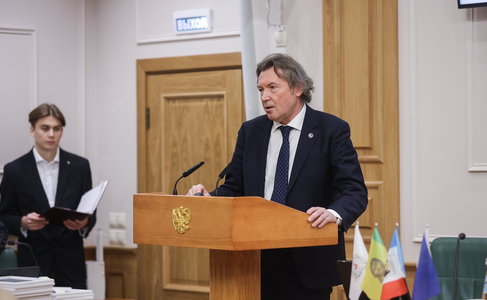 В Совете Федерации наградили лидеров ХII Всероссийской акции «Добровольцы – детям»