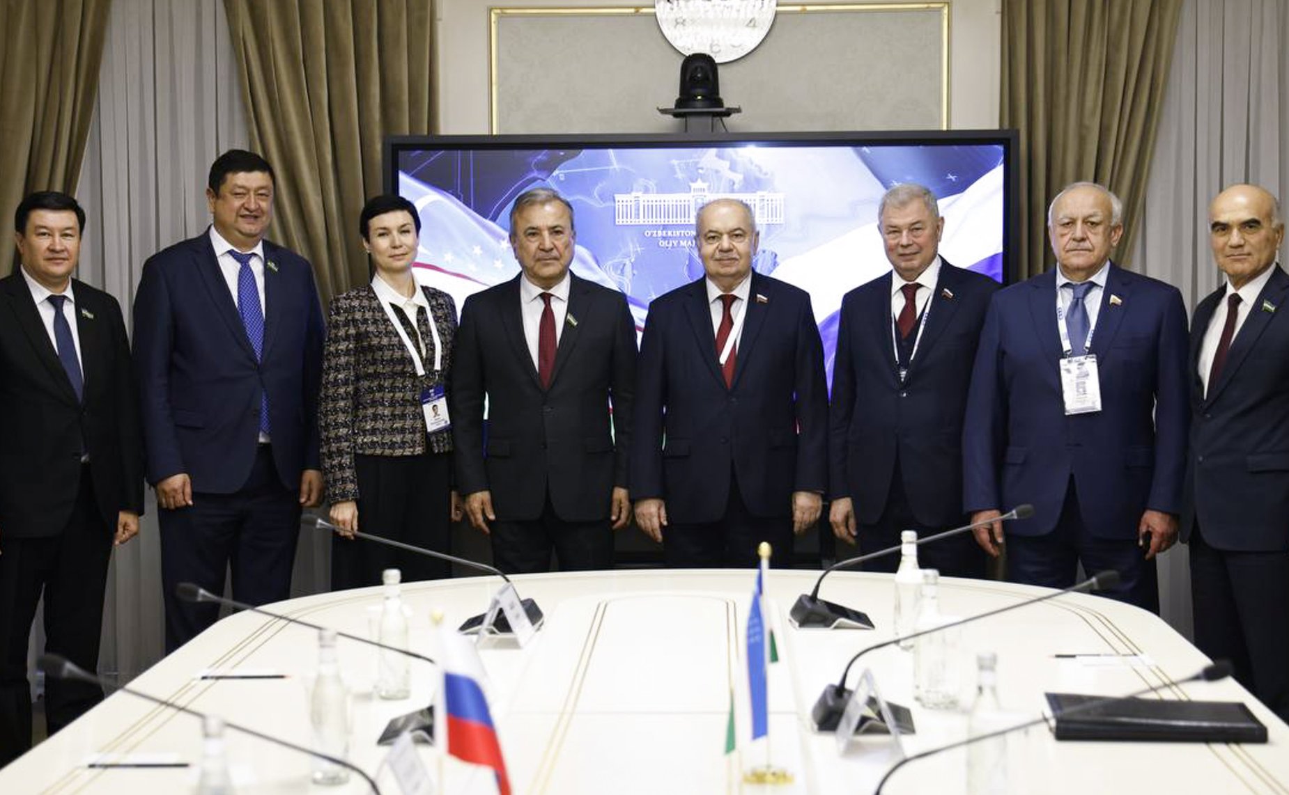 Сенаторы РФ приняли участие в наблюдении за выборами в Законодательную палату Олий Мажлиса Республики Узбекистан