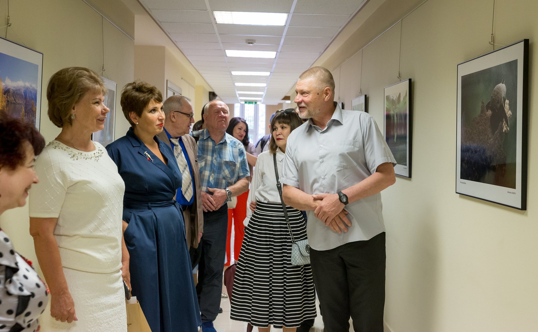 Открытие в Совете Федерации фотовыставки, посвященной Телецкому озеру