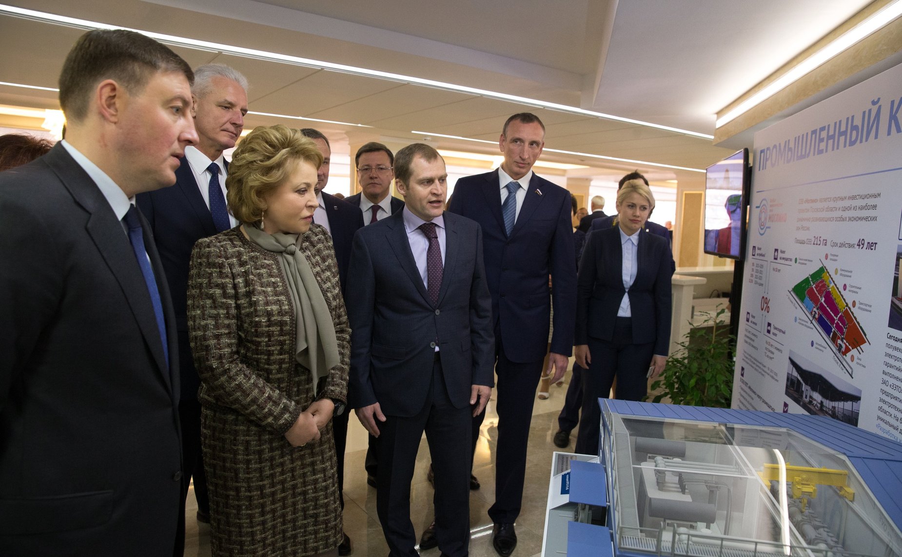 В. Матвиенко и губернатор Псковской области А. Турчак