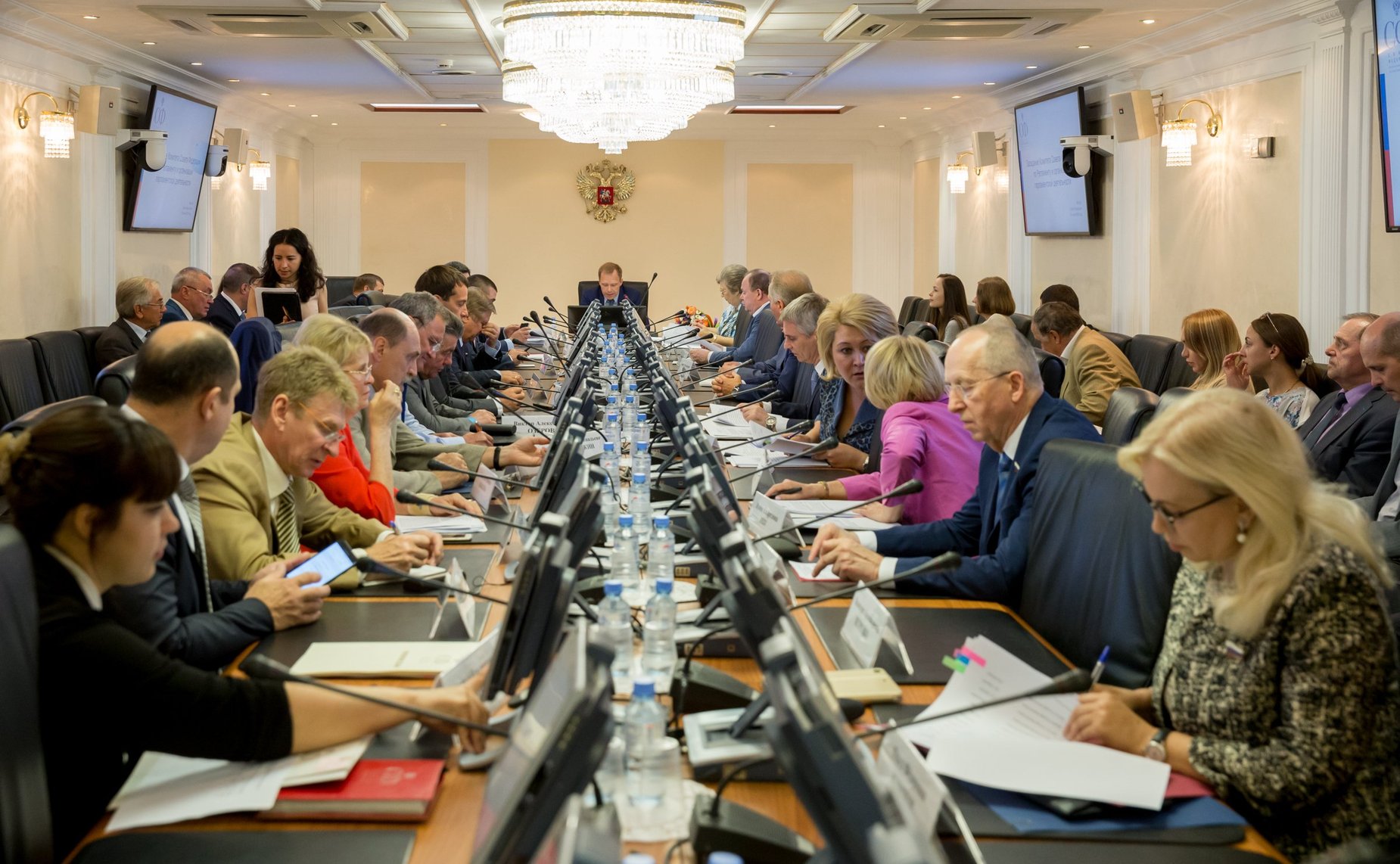 Заседание Комитета Совета Федерации по Регламенту и организации парламентской деятельности