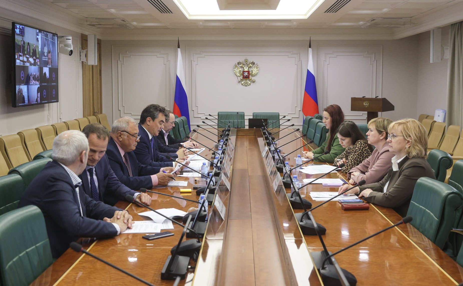 Круглый стол Комитета СФ по экономической политике