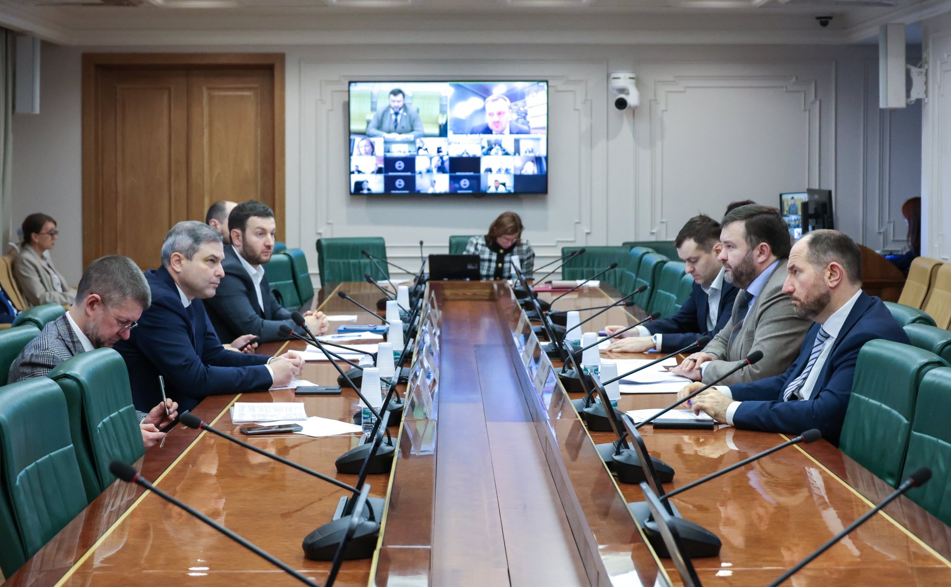 Совещание Комитета СФ по экономической политике «Развитие инфраструктуры поддержки субъектов малого и среднего предпринимательства в воссоединенных субъектах РФ»