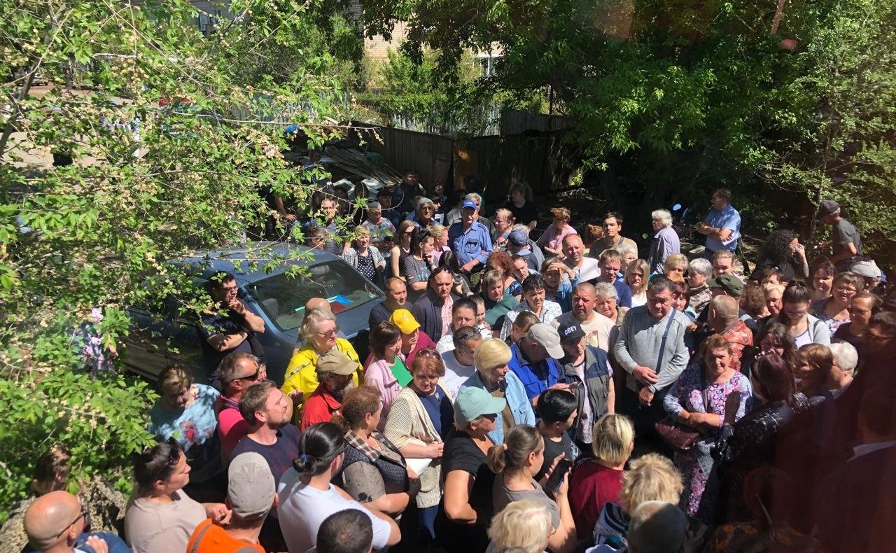 Елена Афанасьева встретила гуманитарный груз ЛДПР для пострадавших от паводка оренбуржцев