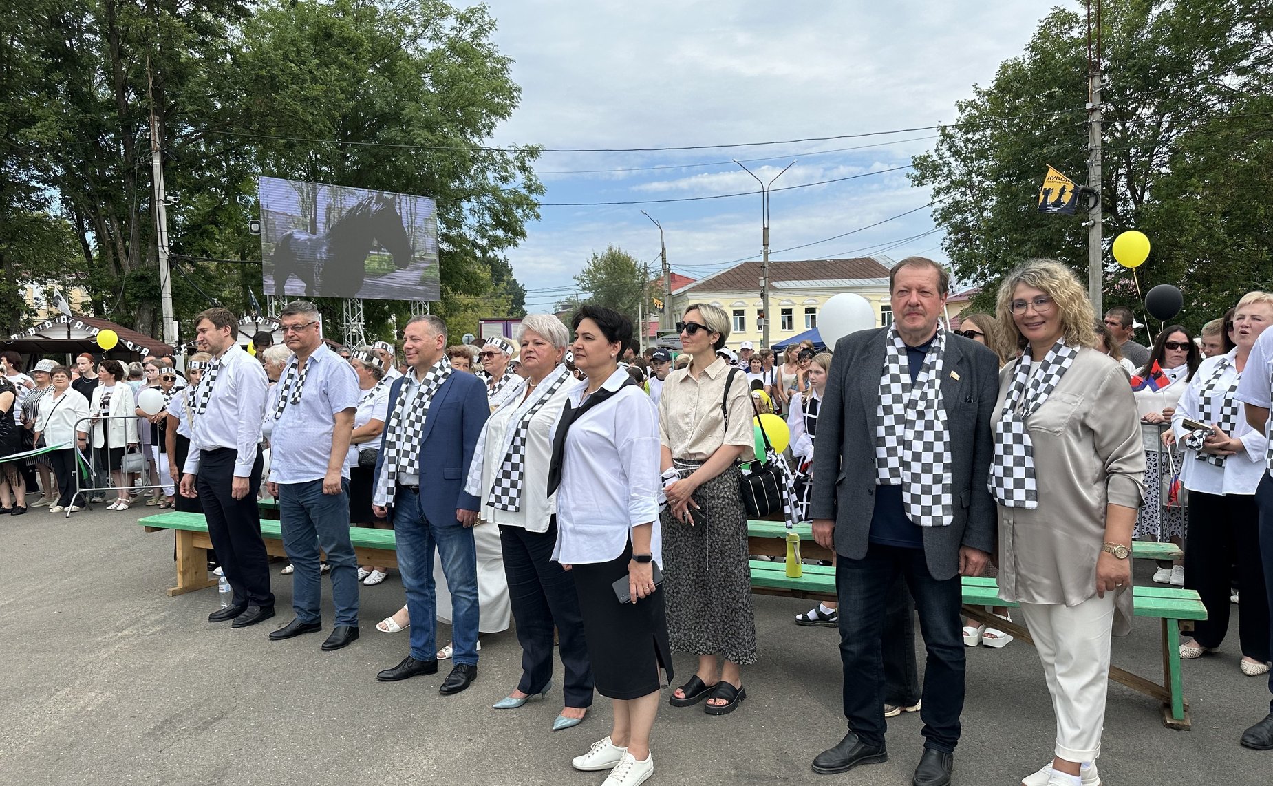 Сенаторы РФ приняли участие в открытии шахматного фестиваля в городе Данилове