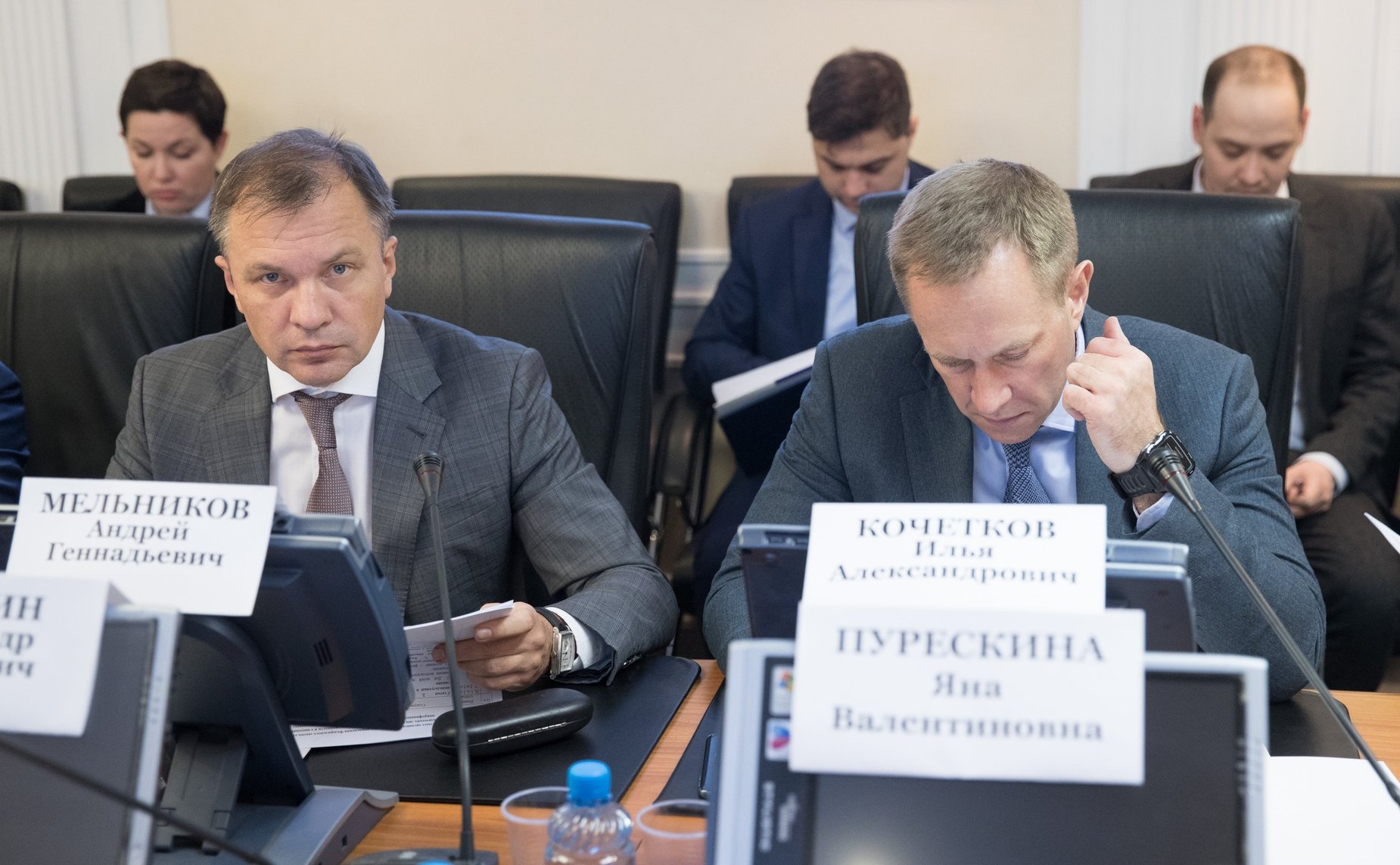 «Круглый стол», посвященный совершенствованию законодательства в сфере защиты прав и законных интересов физических лиц при осуществлении деятельности по возврату просроченной задолженности