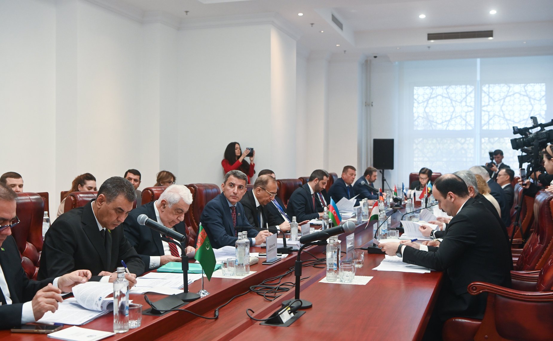 Сенаторы РФ приняли участие в заседании Постоянной комиссии МПА СНГ по политическим вопросам и международному сотрудничеству