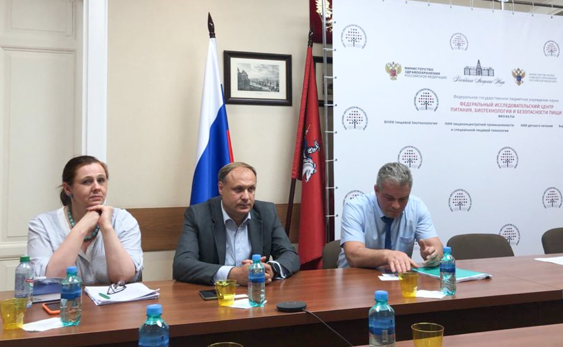 Алексей Майоров провел совещание по вопросам обеспечения защиты прав потребителей и санитарно-эпидемиологического благополучия граждан