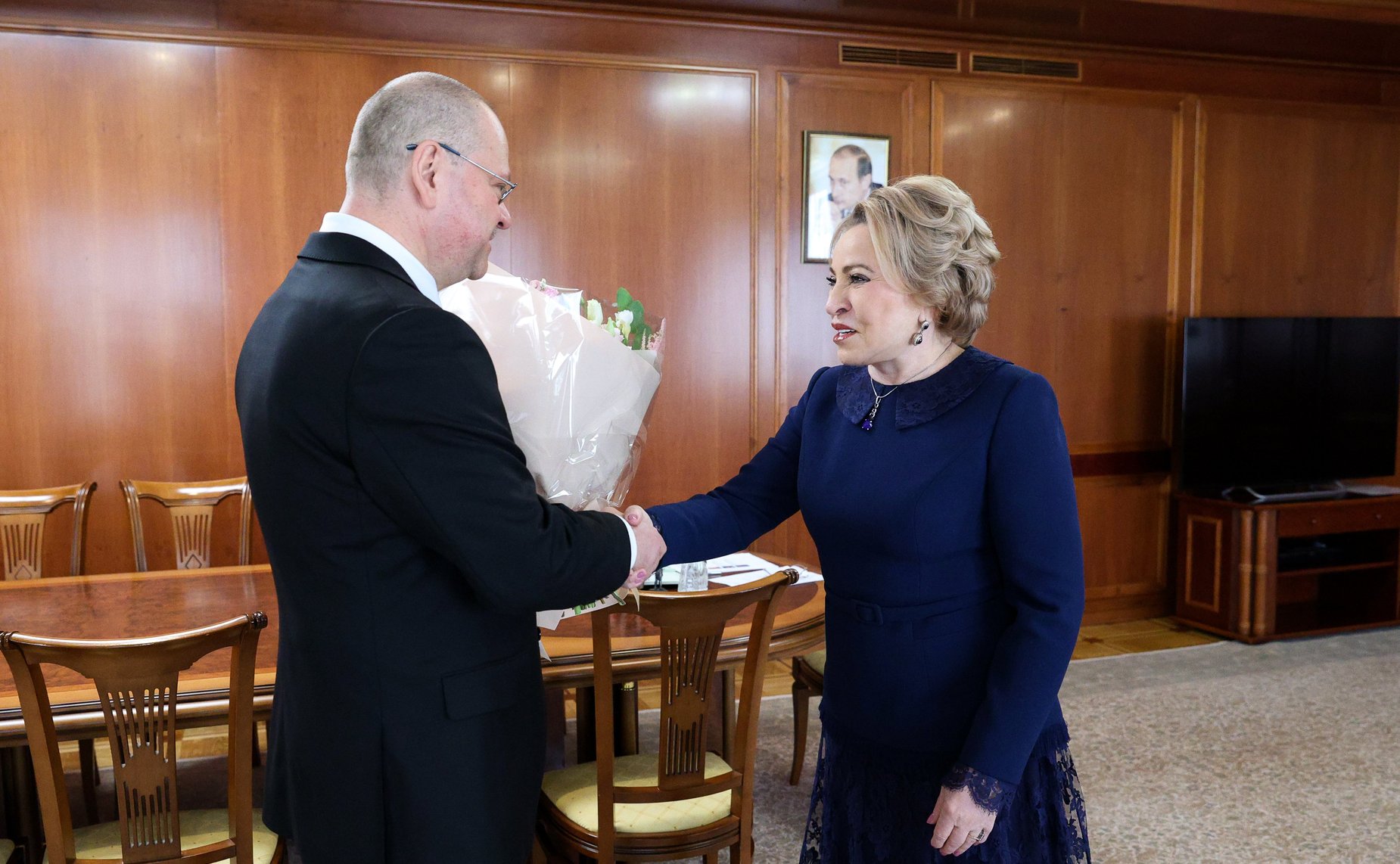 Валентина Матвиенко провела встречу с губернатором Пензенской области Олегом Мельниченко