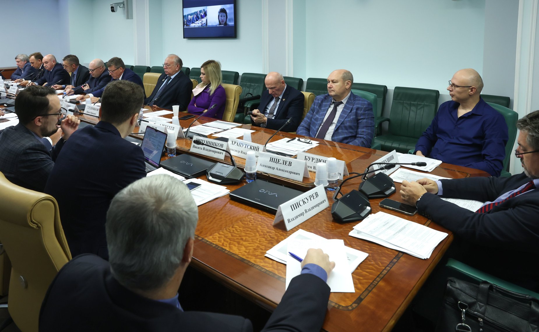 Круглый стол Комитета Совета Федерации по экономической политике на тему «Технический осмотр транспортных средств как важный фактор обеспечения безопасности перевозок автомобильным транспортом»