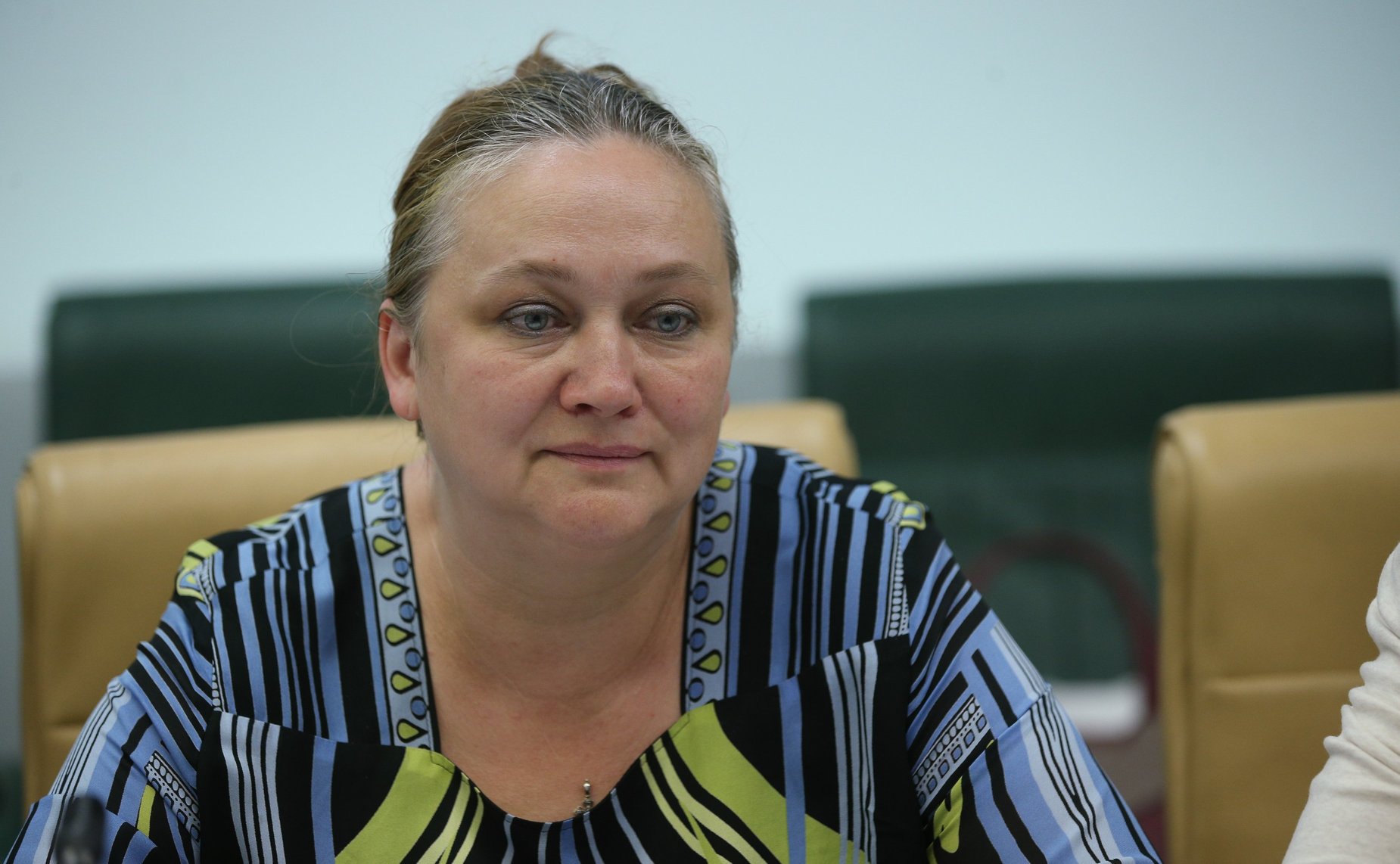 «Круглый стол» на тему «Актуальные проблемы семейного законодательства и практика его применения: признание детей оставшимися без попечения родителей и их устройство»