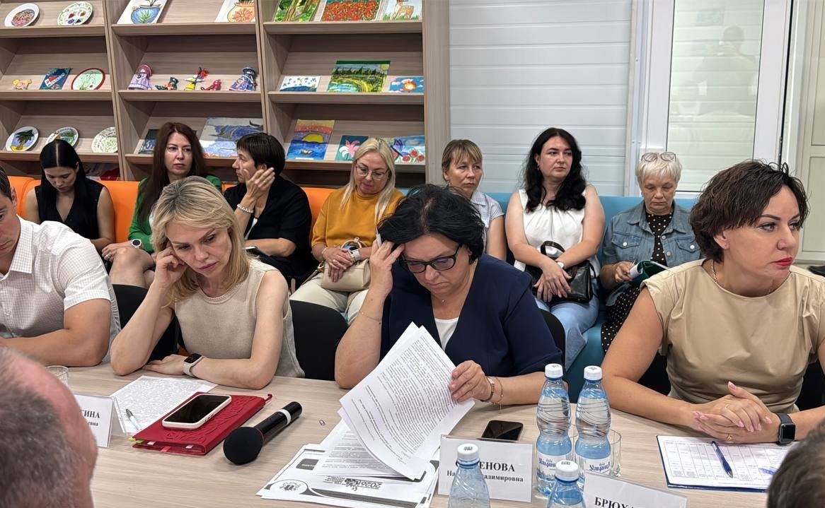 Айрат Гибатдинов принял участие в заседании областной межведомственной комиссии по вопросам организации отдыха и оздоровления детей