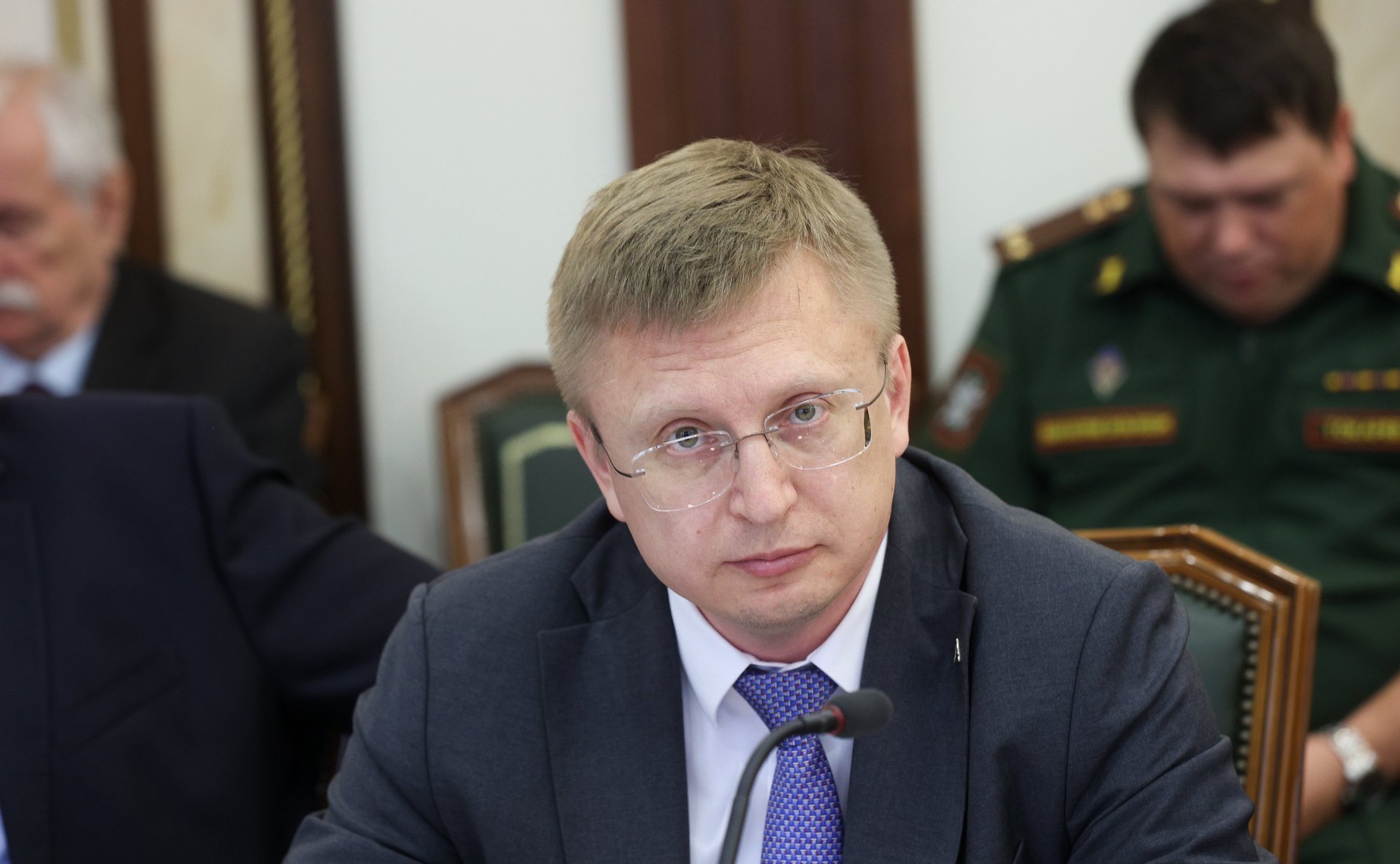 Круглый стол Комитета СФ по обороне и безопасности совместно с Комитетом СФ по науке, образованию и культуре «О состоянии и эффективности проводимых научно-исследовательских и опытно-конструкторских работ в области обороны»