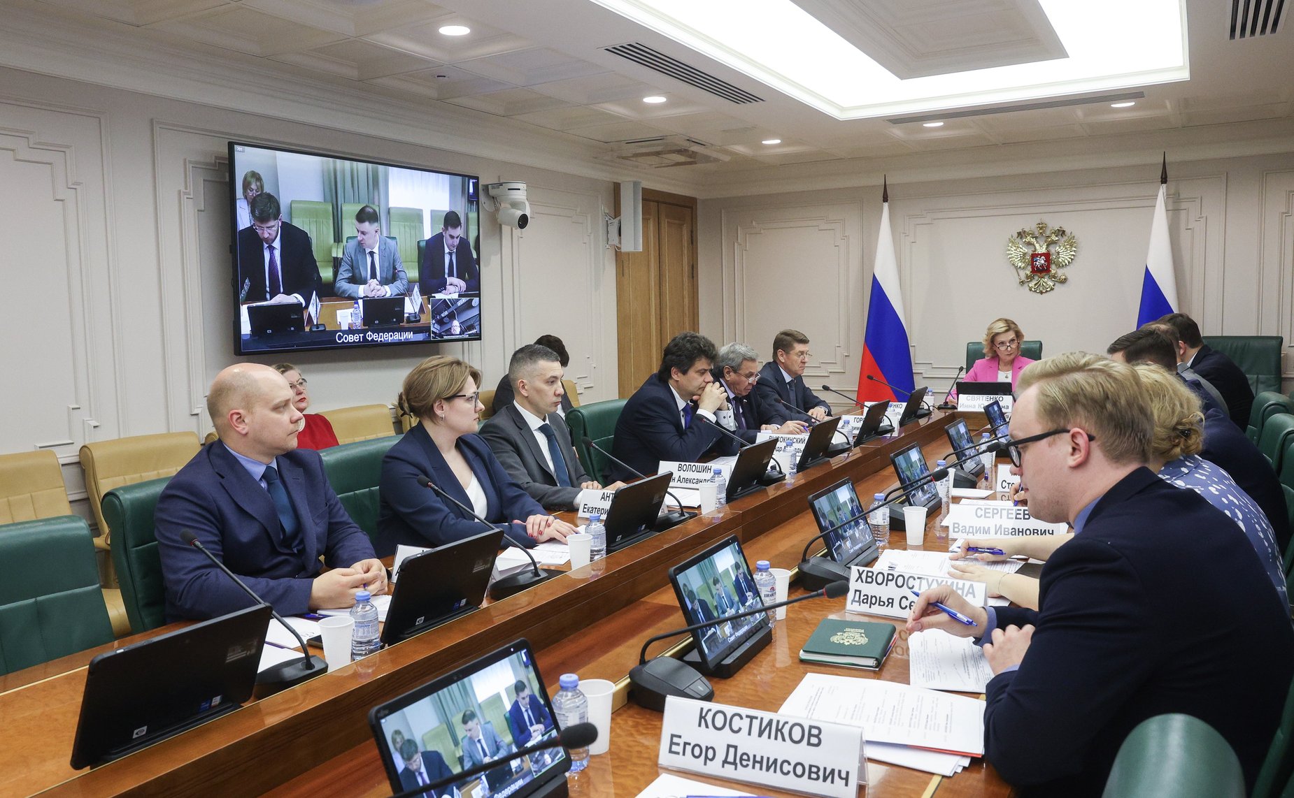 Расширенное совещание по актуальным вопросам разработки программы по замене лифтов с истекшим назначенным сроком службы в рамках капитального ремонта общего имущества в многоквартирных домах