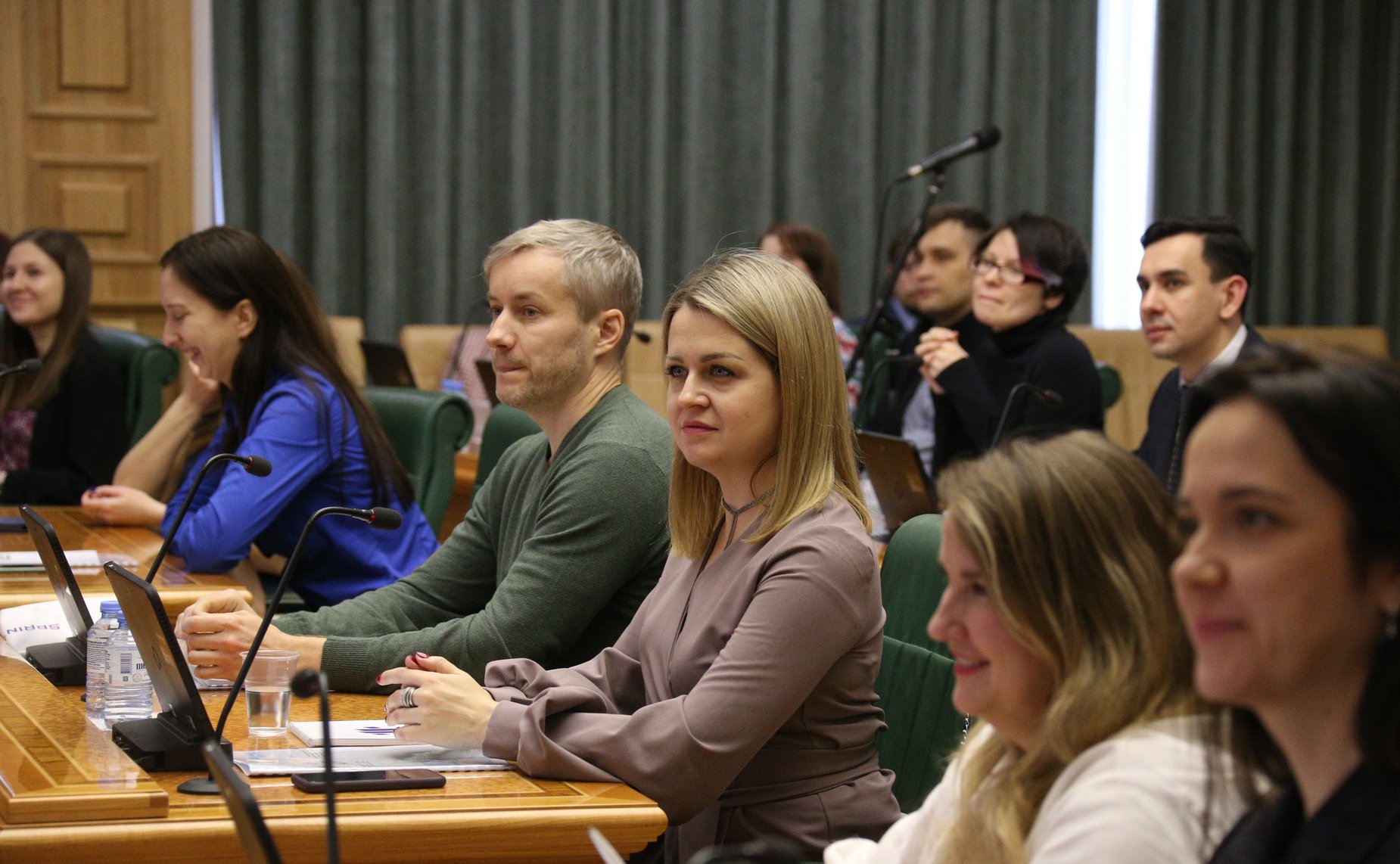 Круглый стол на тему «Федеральный проект «Искусственный интеллект»: вопросы нормативного регулирования и кадрового обеспечения»