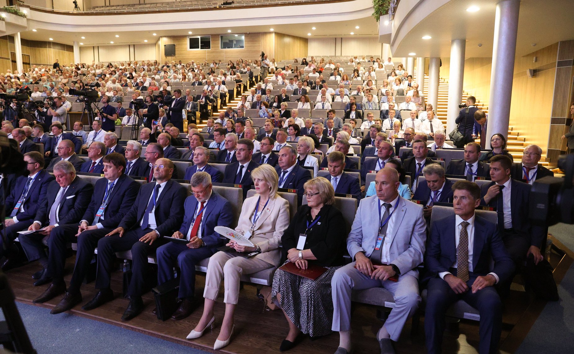 Пленарное заседание Девятого форума регионов Беларуси и России