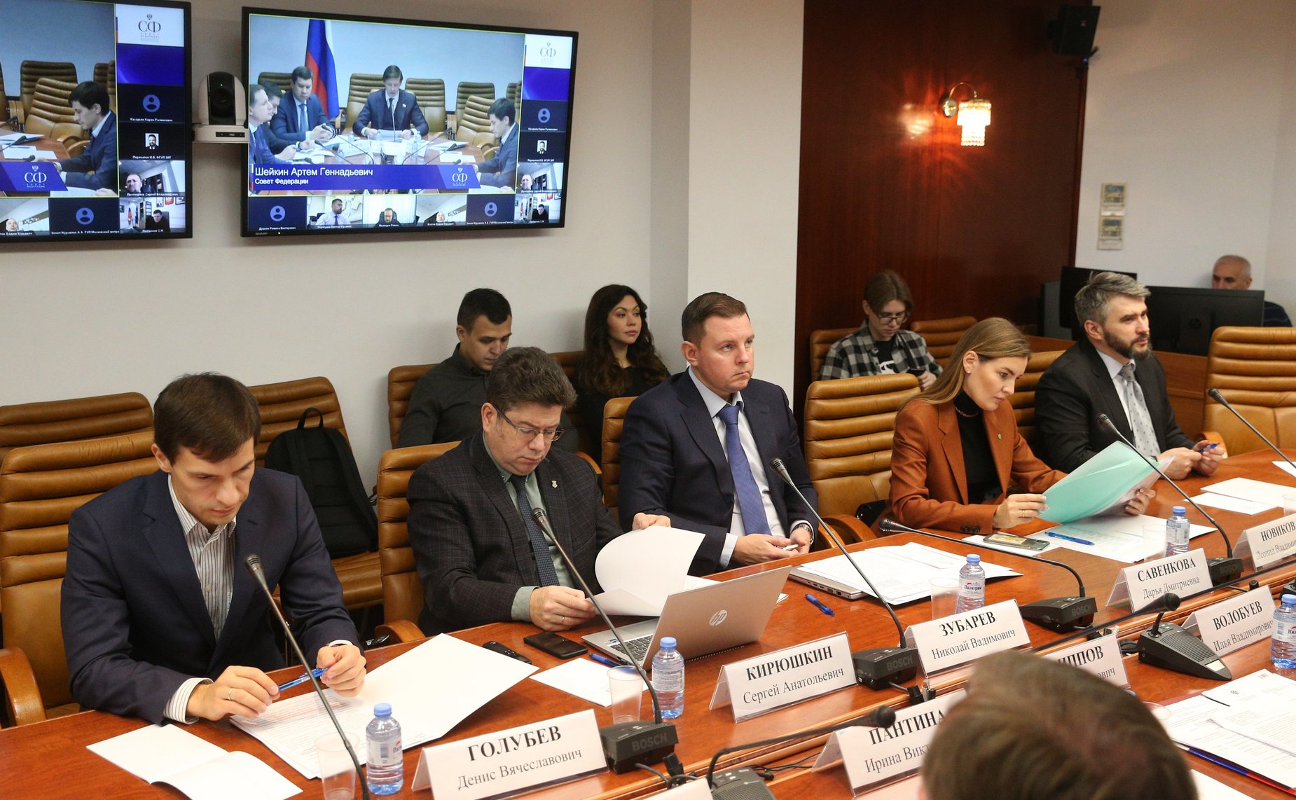 Круглый стол на тему «Обеспечение единства, устойчивости и безопасности информационно-телекоммуникационной инфраструктуры Российской Федерации. Реализация стратегии цифровой трансформации транспорта»