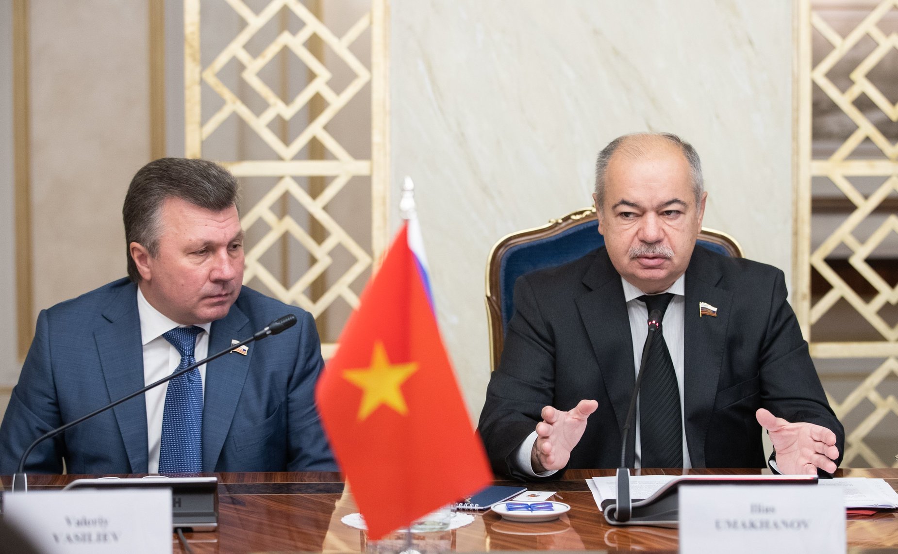 Встреча заместителя Председателя СФ Ильяса Умаханова с Председателем ЦК Отечественного фронта Вьетнама Чан Тхань Маном