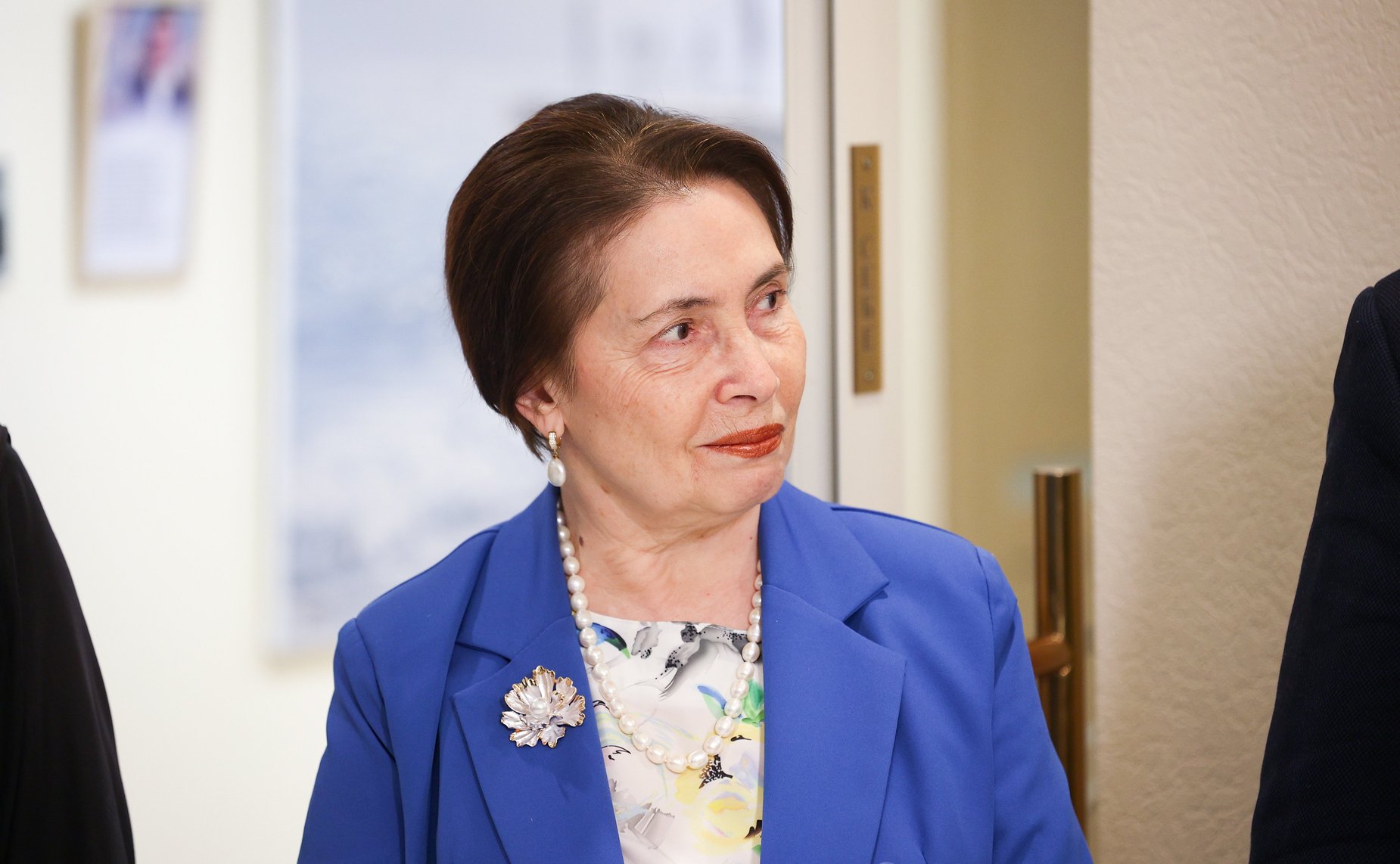 Открытие в Совете Федерации художественной выставки «Выставка живописи» художника А. Адамова