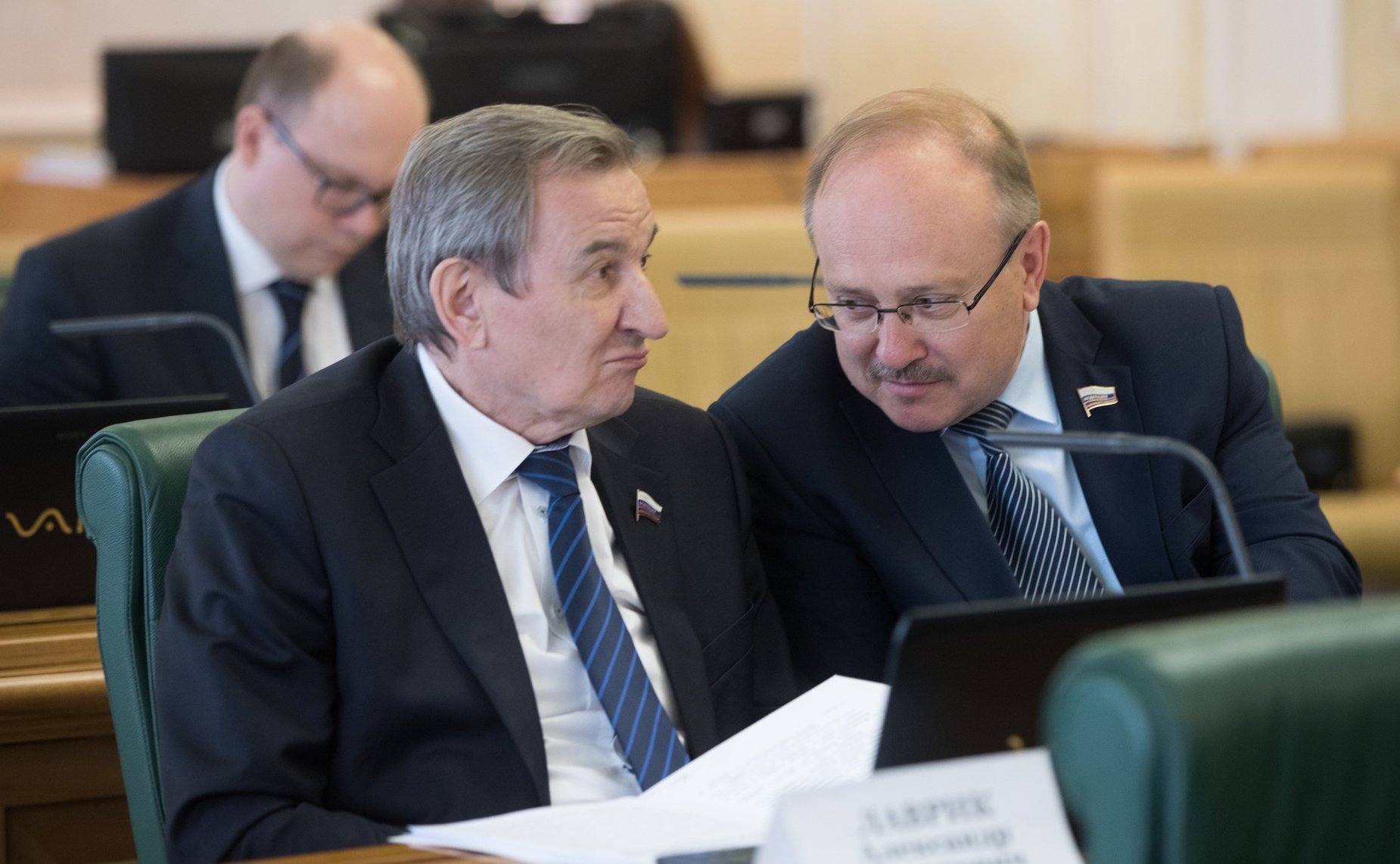 А. Лаврик и В. Иконников