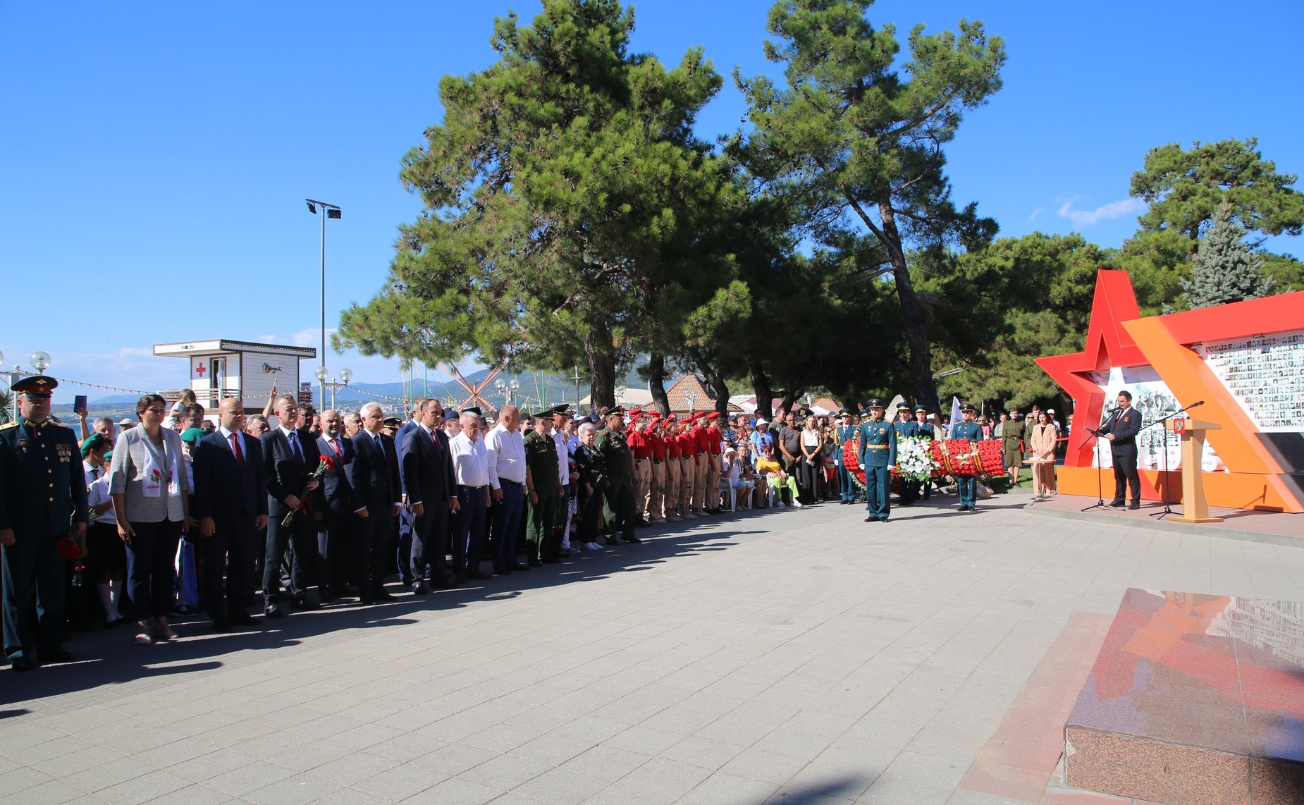 Участие сенаторов в торжественной церемонии передачи и перезахоронения в Республике Беларусь останков военного летчика (Ковалёнка Степана Семеновича, уроженца д. Кривое Село Бешенковичского района Витебской области БССР)