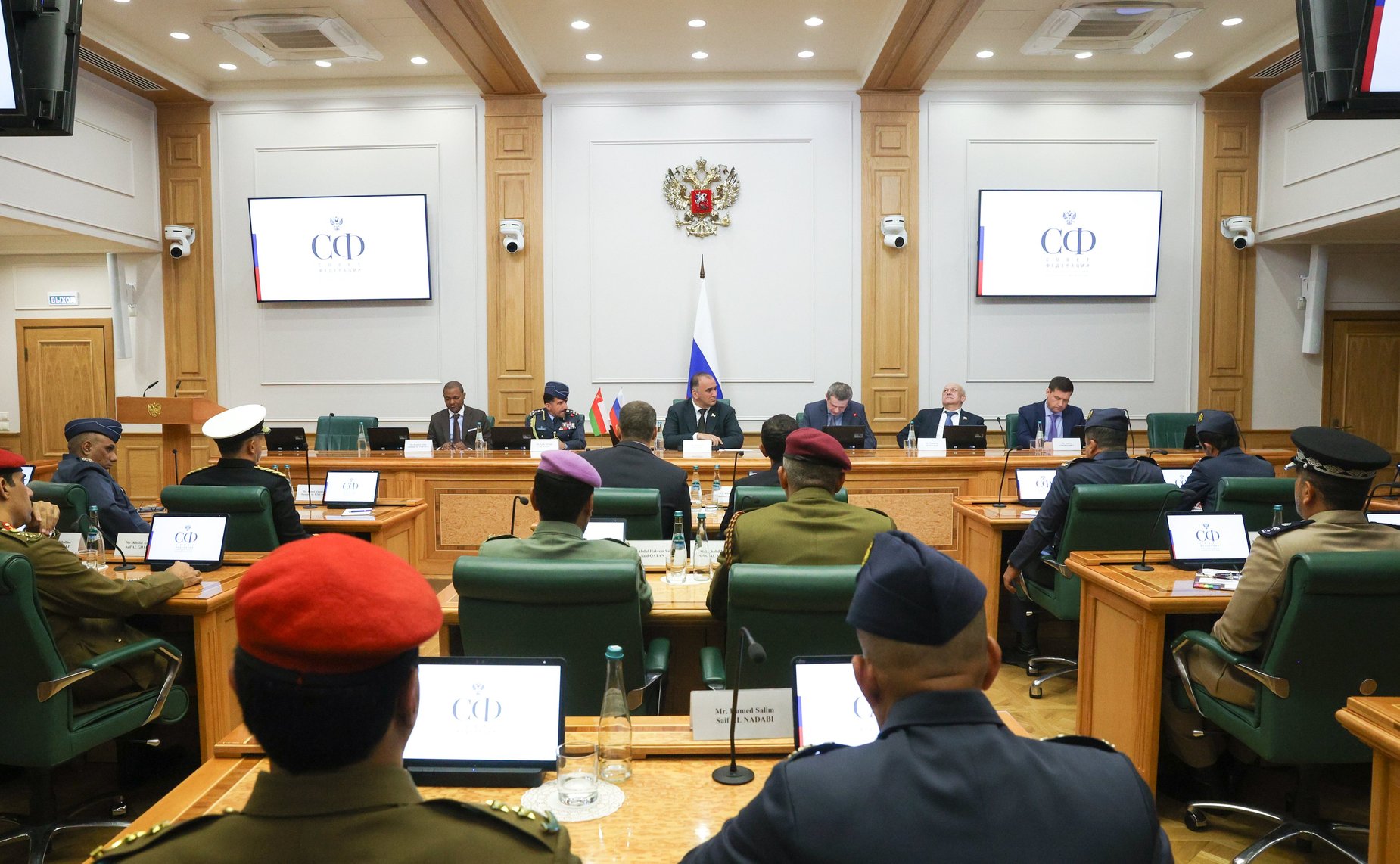 Мохмад Ахмадов провел встречу с делегацией Султаната Оман