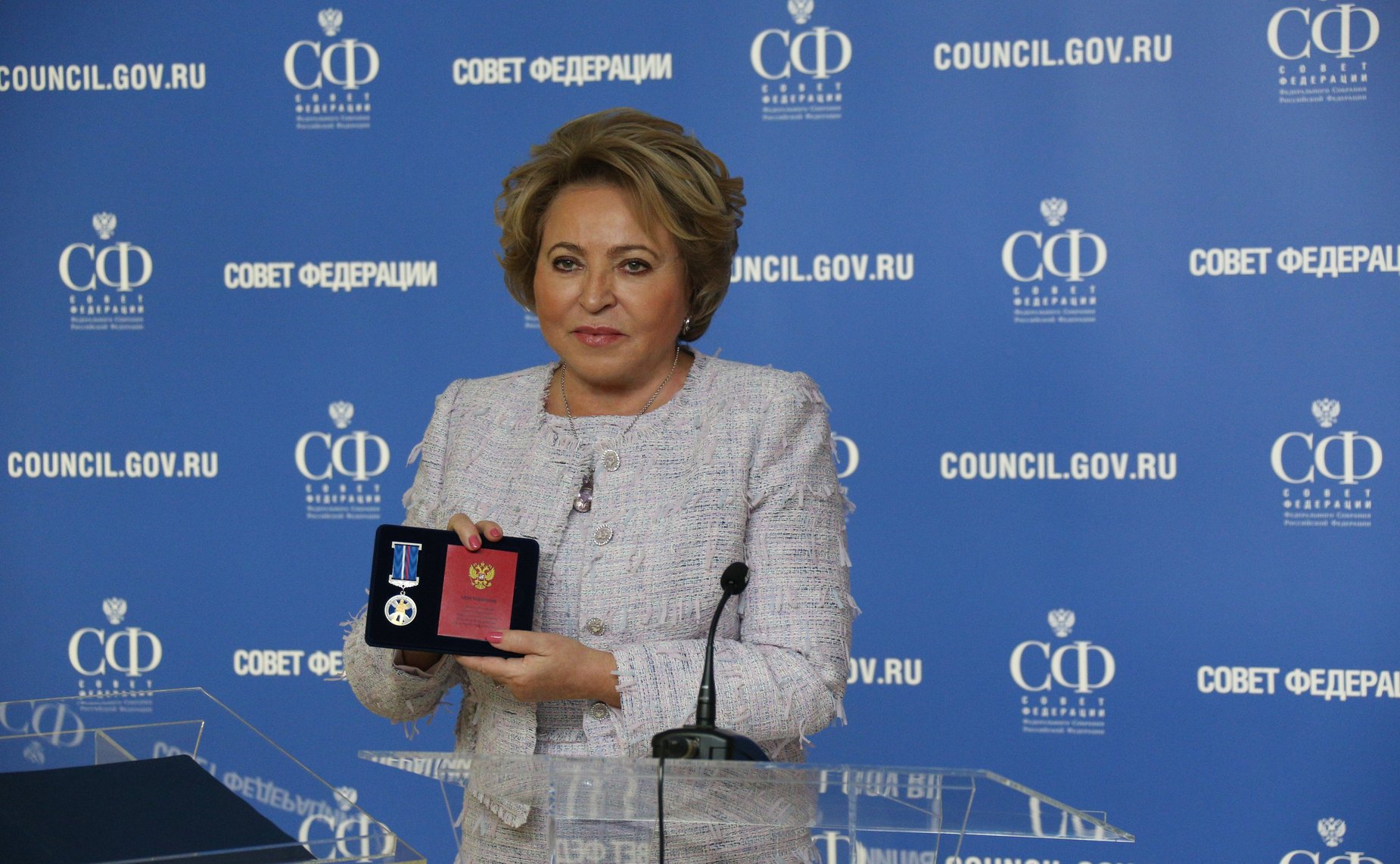 21 октября 2020 года. Пресс-подход Председателя СФ Валентины Матвиенко