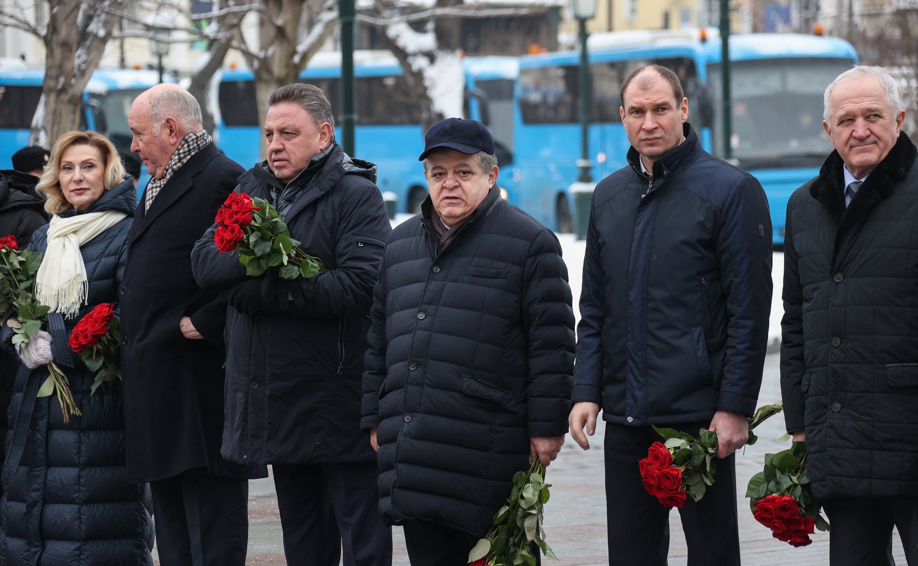 Председатель Совета Федерации Валентина Матвиенко и сенаторы РФ приняли участие в церемонии возложения цветов к Могиле Неизвестного Солдата