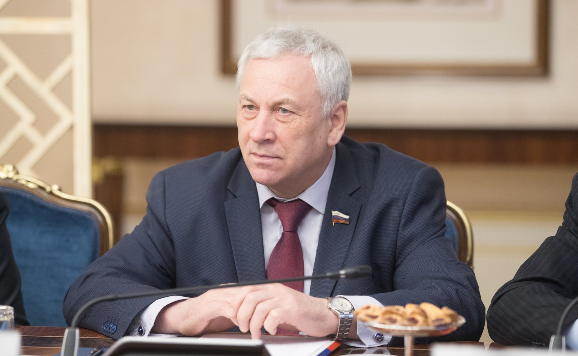 Юрий Липатов