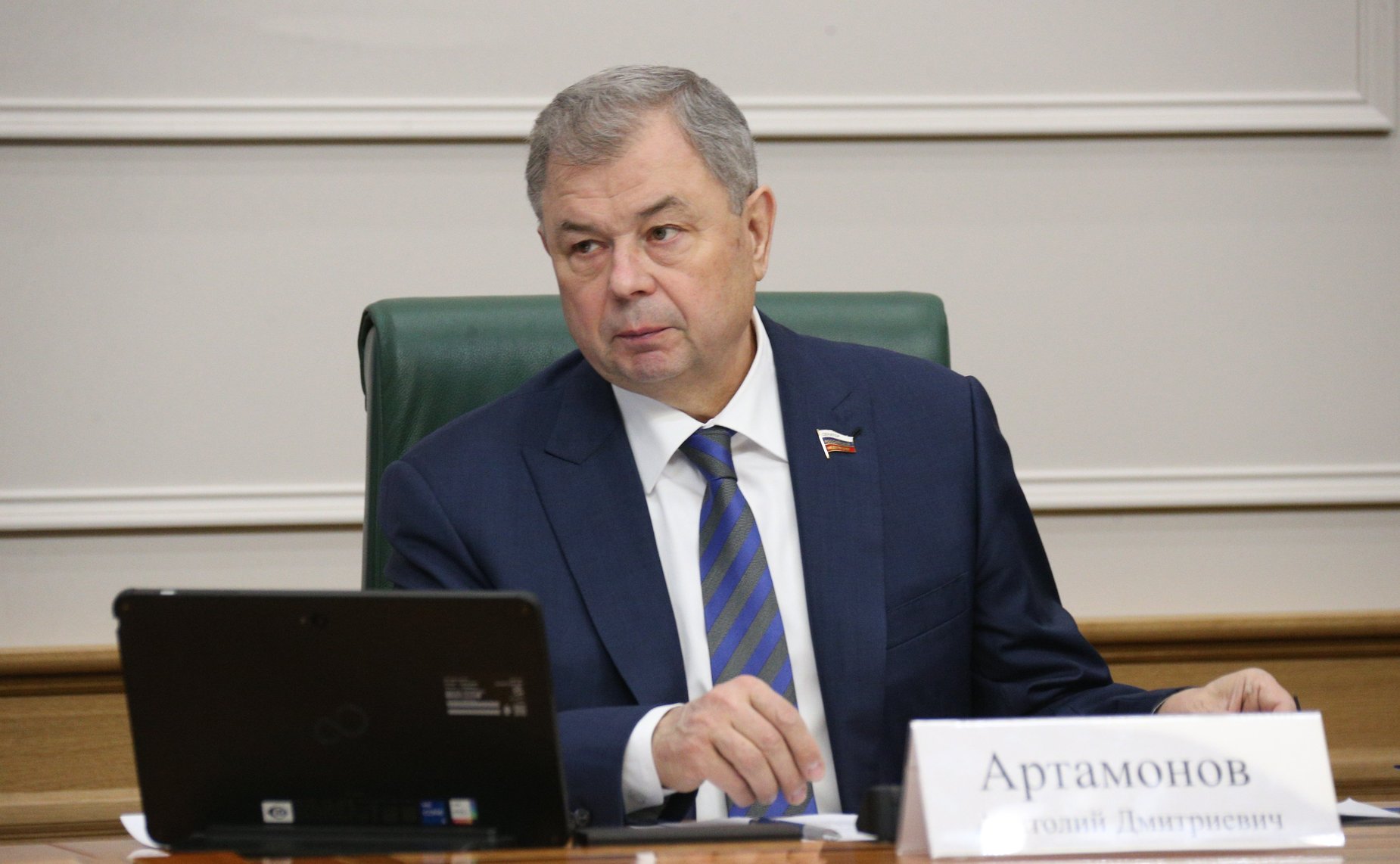 Анатолий Артамонов