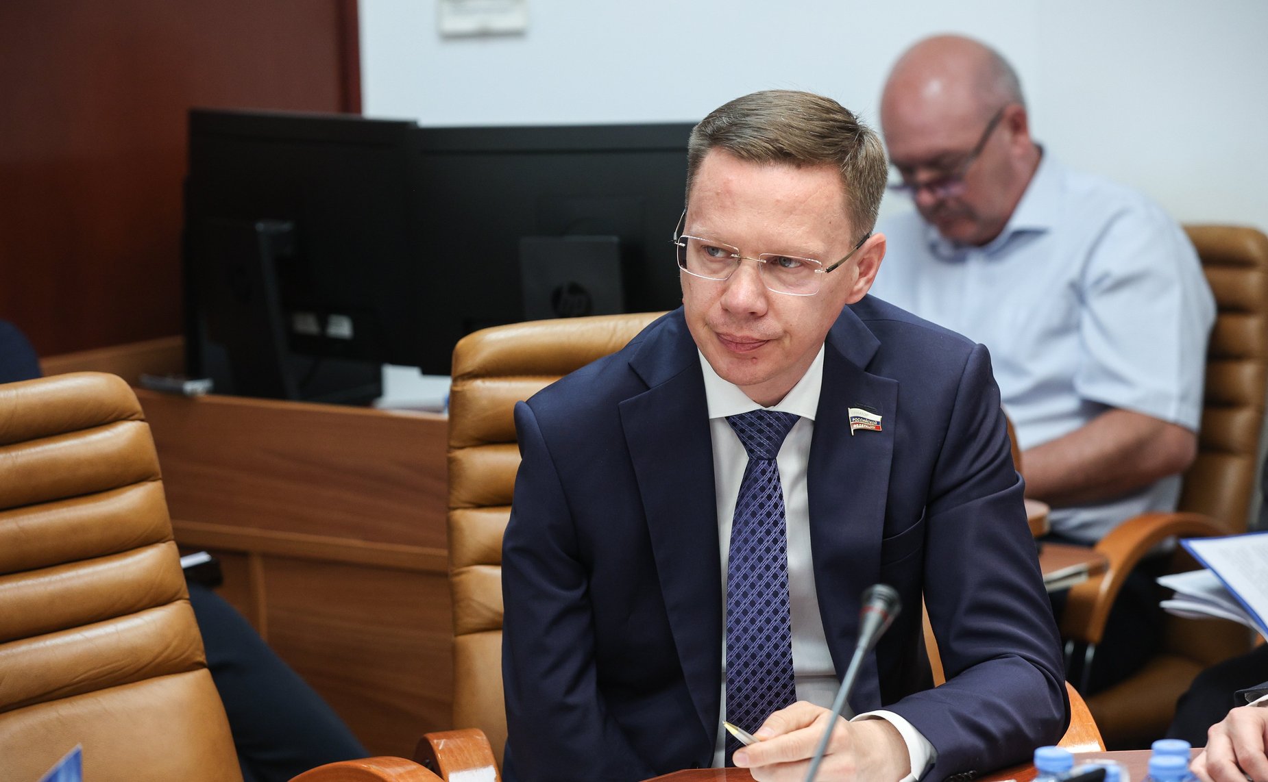 Виталий Назаренко