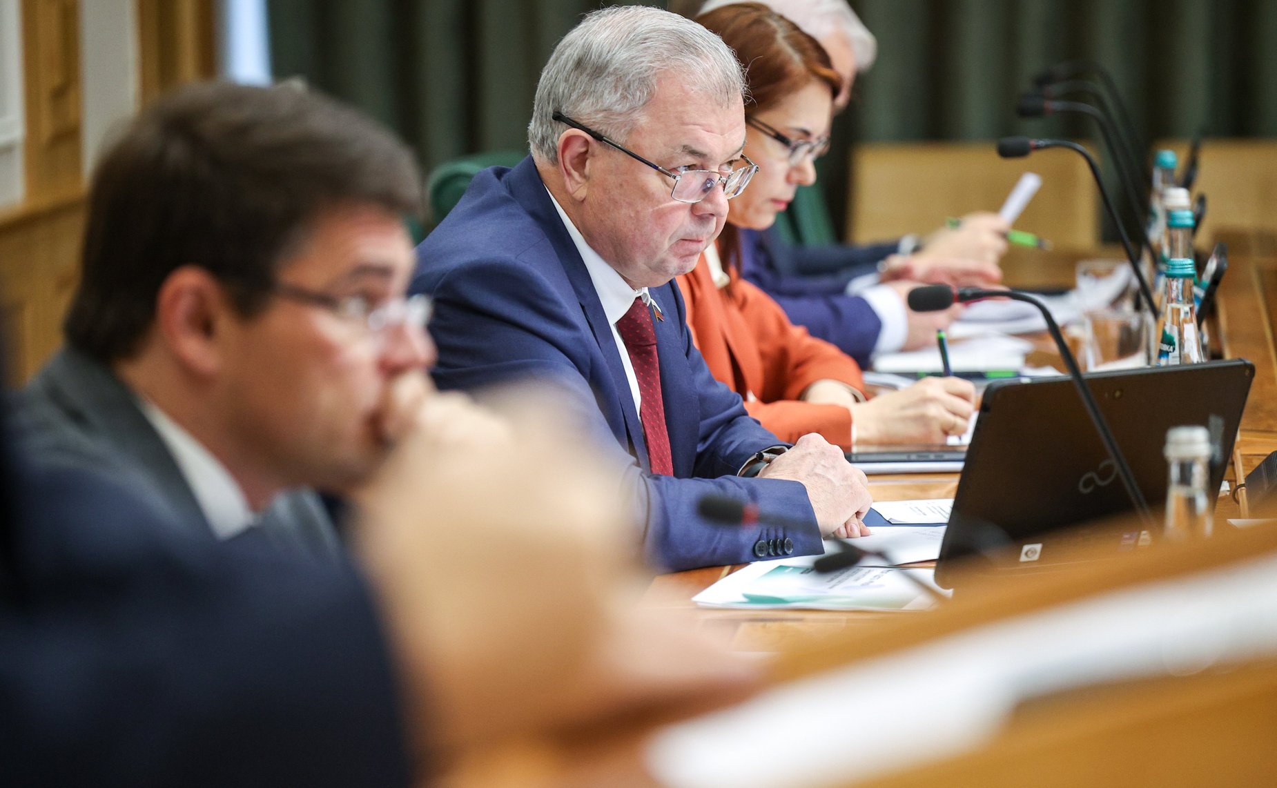 Анатолий Артамонов