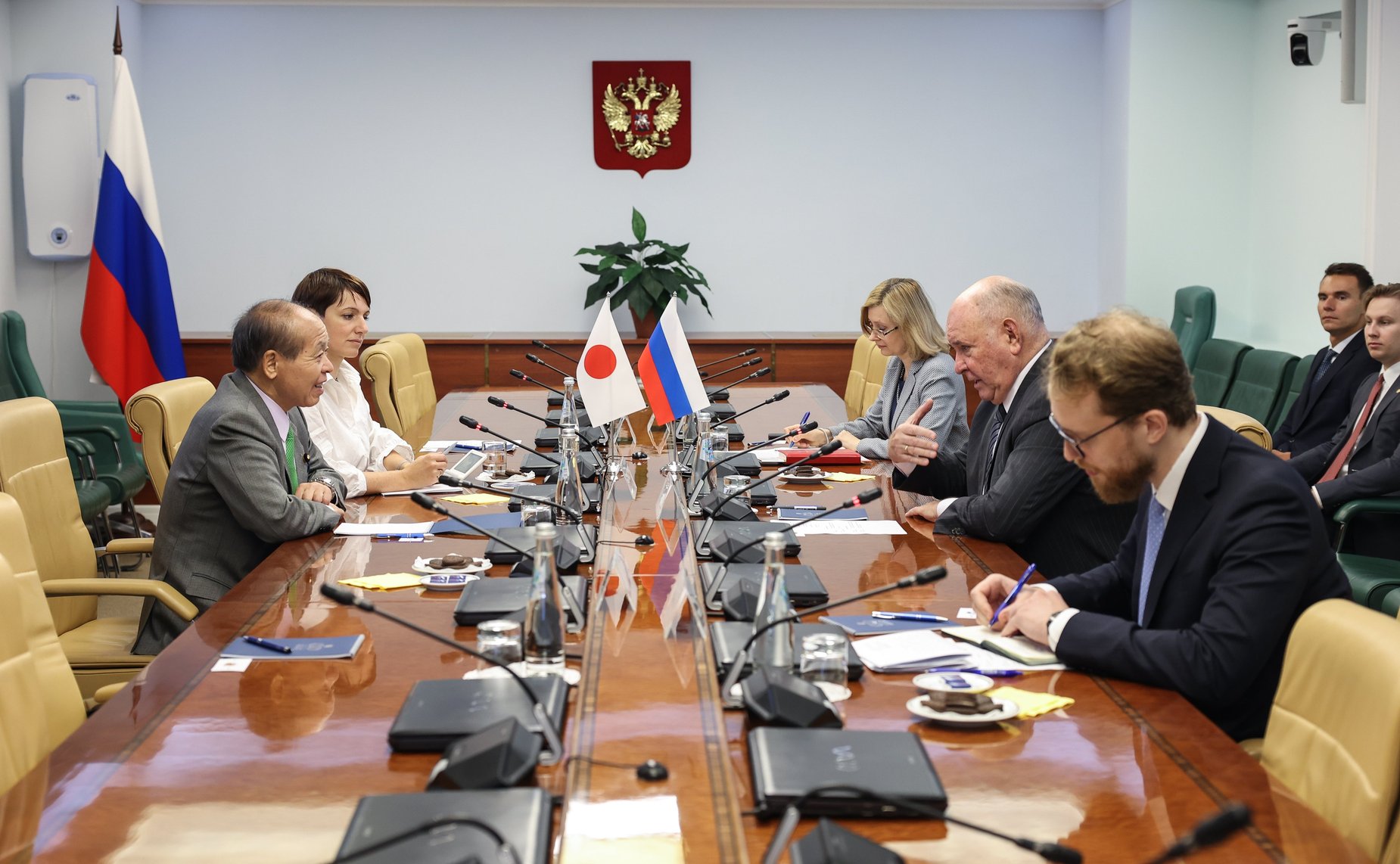 Встреча председателя Комитета СФ по международным делам Григория Карасина с депутатом Палаты советников Парламента Японии Мунэо Судзуки