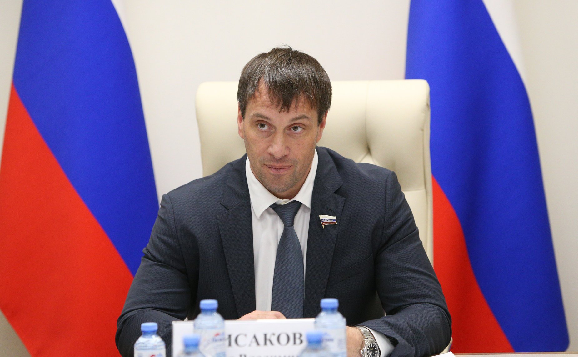 Эдуард Исаков