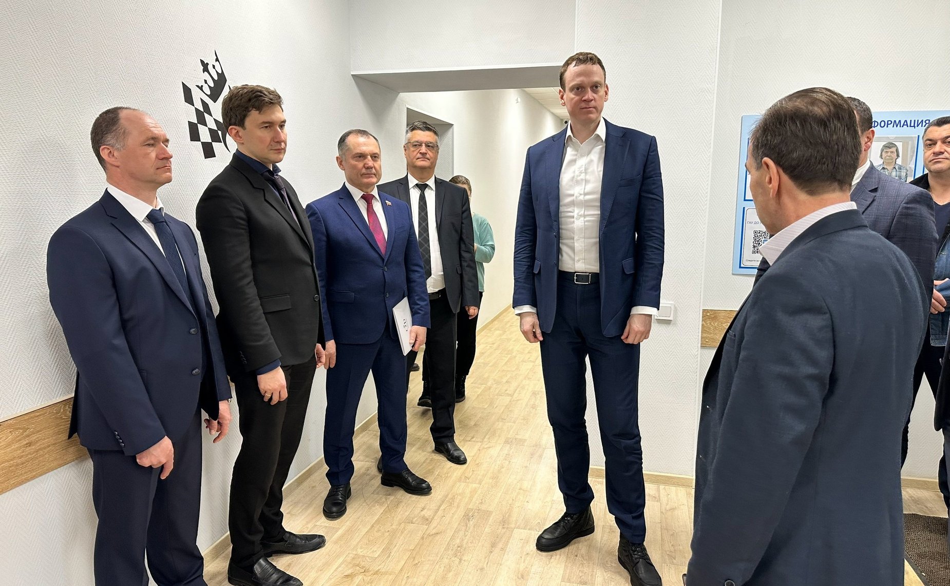 Игорь Мурог и Сергей Карякин открыли два шахматных клуба в Рязанской области