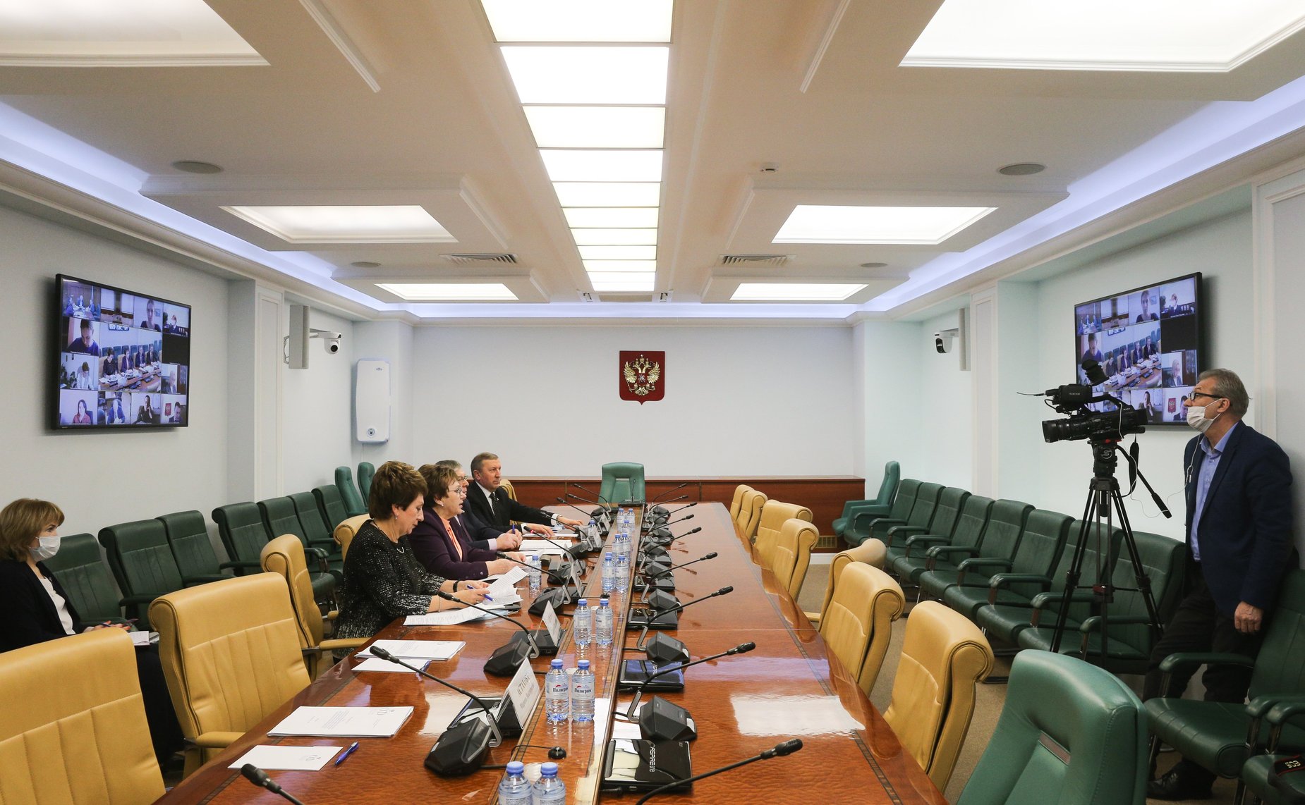 «Круглый стол» на тему «Повышение продолжительности, уровня и качества жизни людей старшего поколения. Реализация второго этапа Стратегии действий в интересах граждан старшего поколения в РФ»