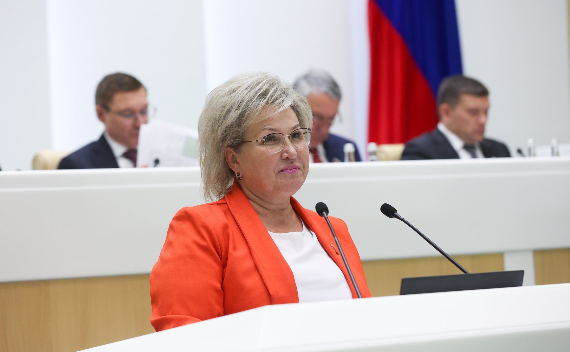 Елена Писарева