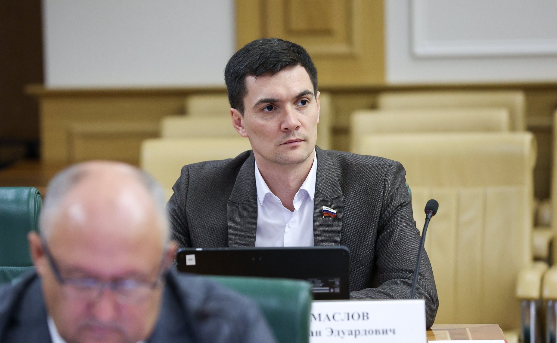 Роман Маслов