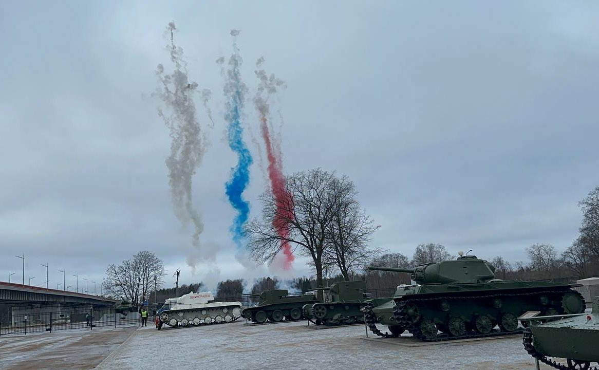 В музее-заповеднике «Прорыв блокады Ленинграда» открылась выставка военной техники «Фашизм. Невыученные уроки истории. Связь времен»