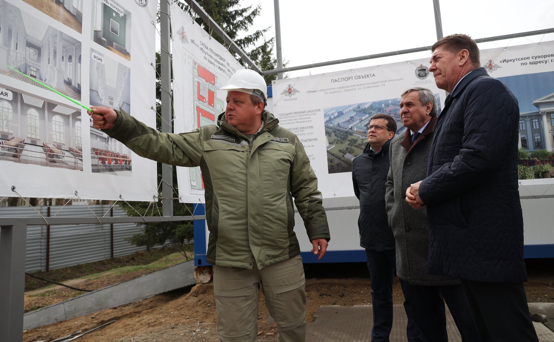 Делегация СФ посетила строительство Иркутского суворовского военного кадетского училища