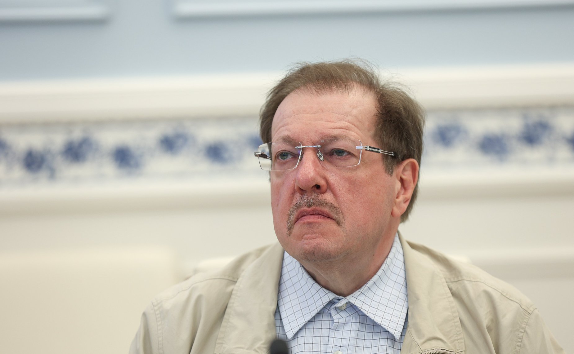 Александр Русаков