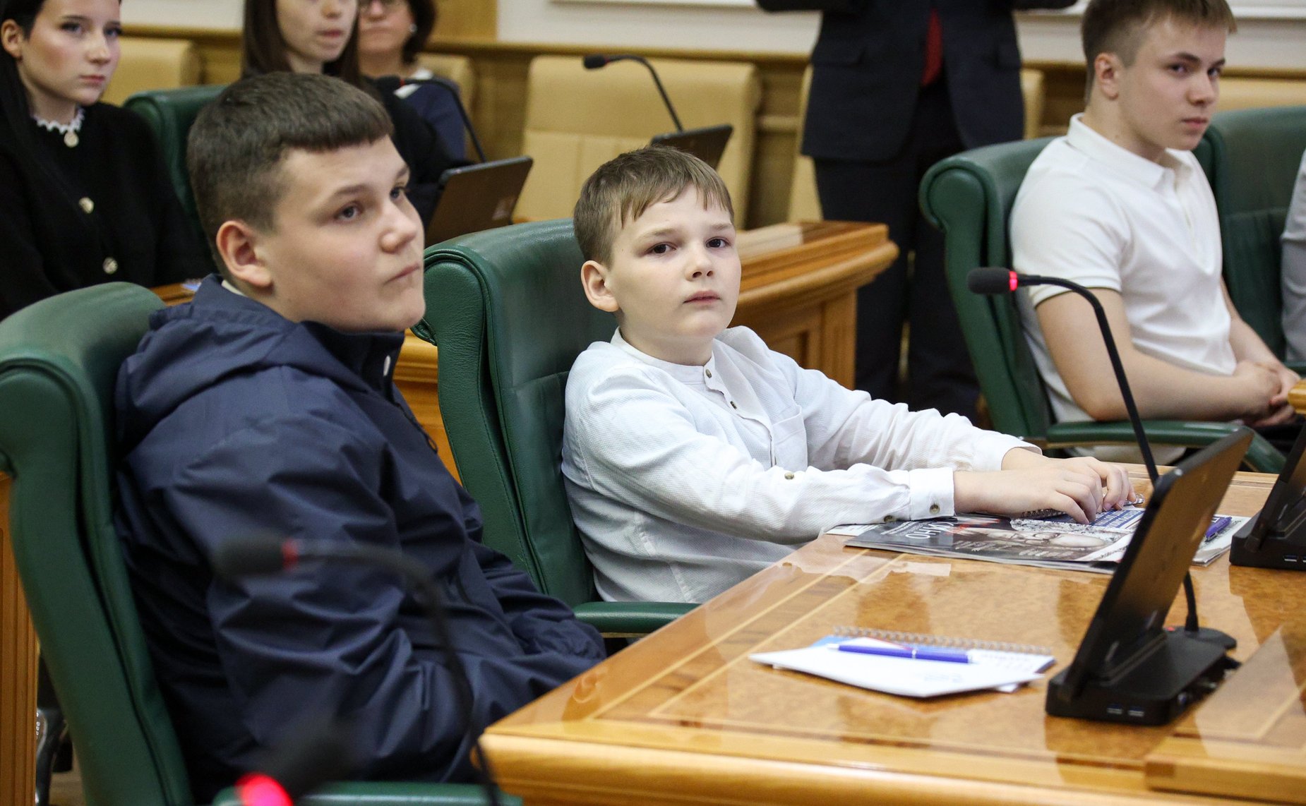 Встреча сенаторов РФ с детьми участников специальной военной операции