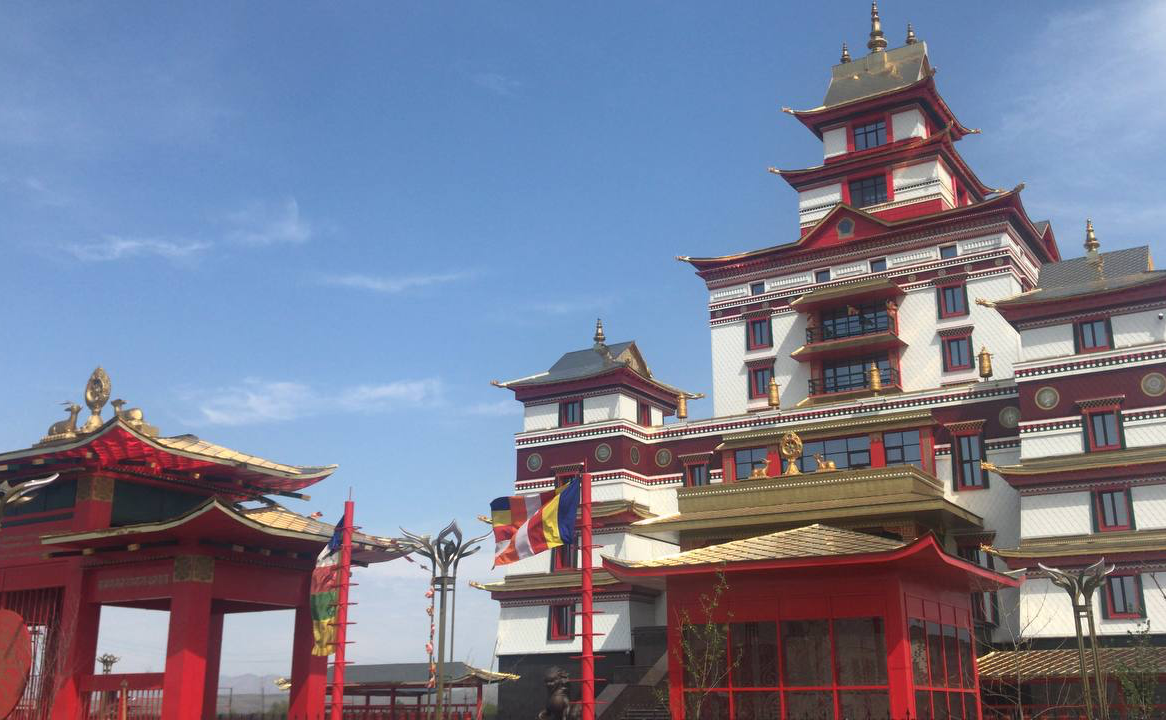 Комитет СФ по социальной политике провел в Республике Тыва выездное совещание с участием главы региона Владислава Ховалыга, представителей федеральных и региональных органов исполнительной власти