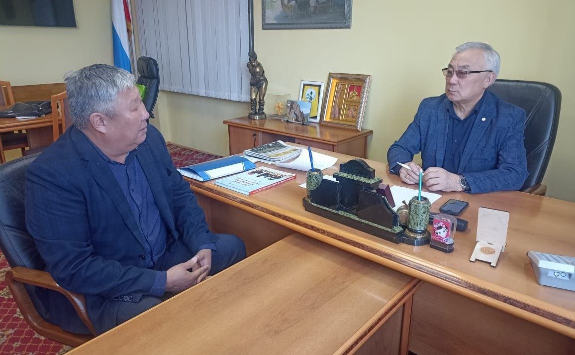 Баир Жамсуев в рамках работы в регионе провел прием граждан по личным вопросам в городе Чите и поселке Агинское