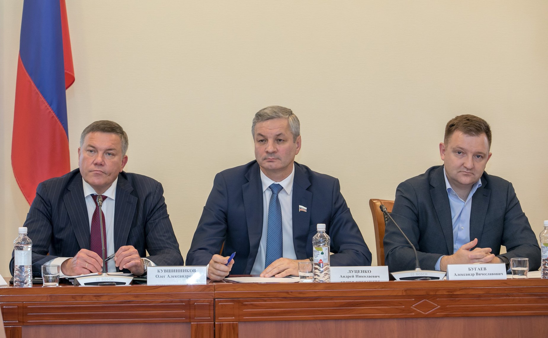 Заседание Дискуссионного клуба при Молодежном парламенте Вологодской области